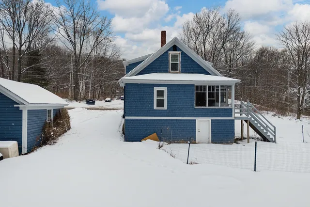 $185,000 | 84 Church Street, Livermore Falls, ME 04254
