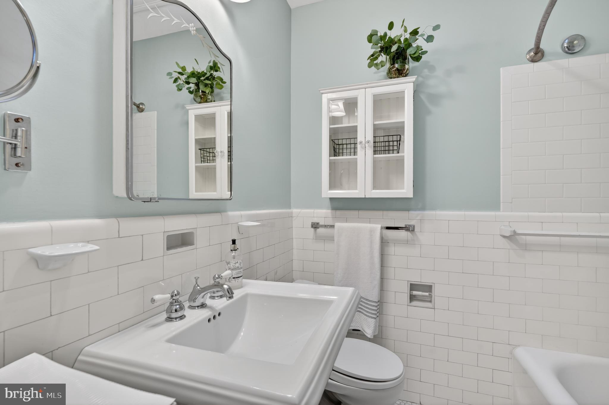 4225 37th Street Northwest Washington, DC 20008 - Photo 25 of 40