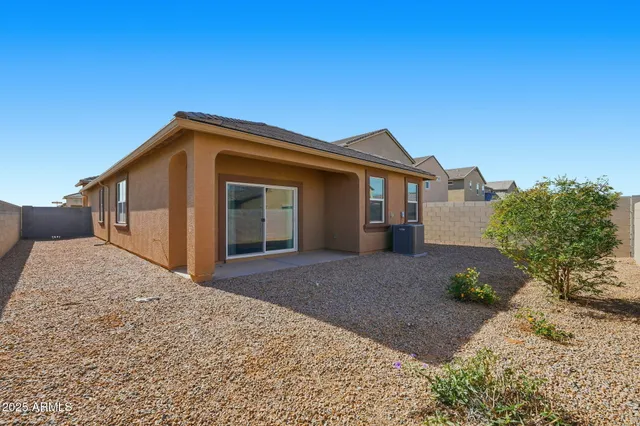 a house view with a outdoor space