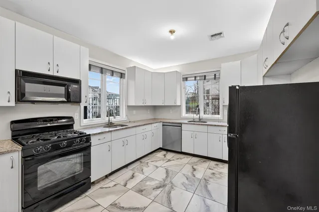 $510,000 | 2 Kerestier Court, Unit 301, Monroe, NY 10950