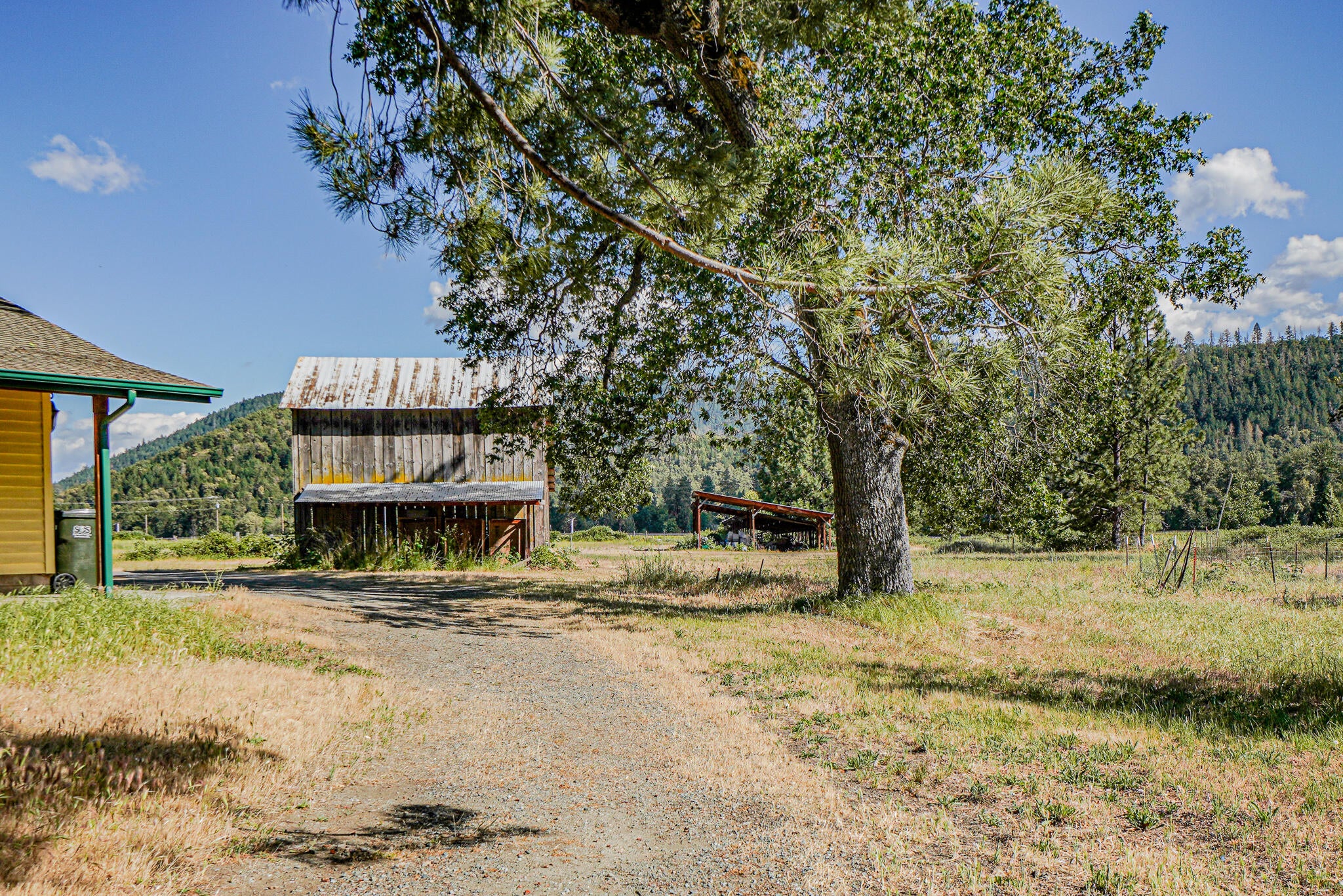 17777 North Applegate Road Grants Pass, OR 97527 - Photo 88 of 104 DSC03150