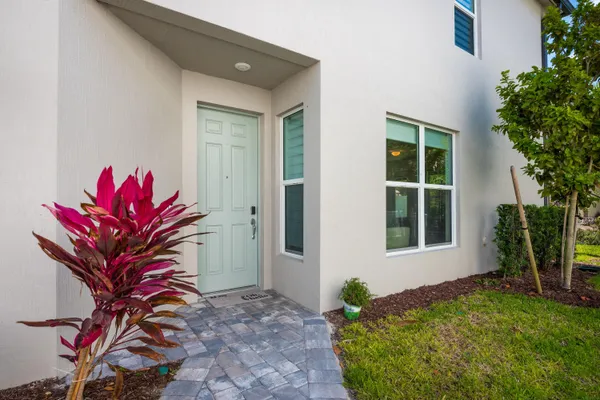 $3,400 | 6082 Carre Way, Greenacres, FL 33415