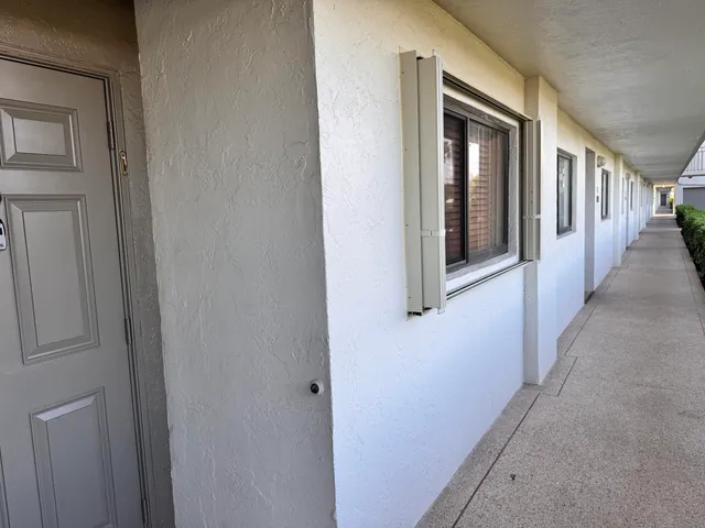 $2,100 | 5574 Witney Drive, Unit 102, Delray Beach, FL 33484