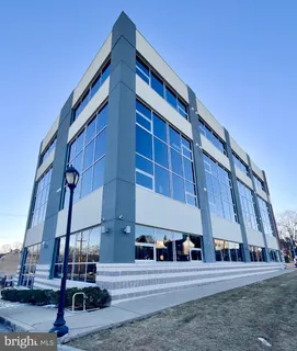 $424,990 | 99 Bridge Street, Unit 203, Phoenixville, PA 19460