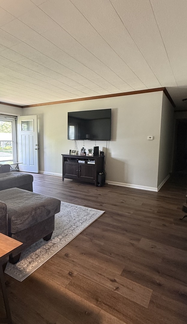 5199 Elmwood Road Oak Forest, IL 60452 - Photo 11 of 37