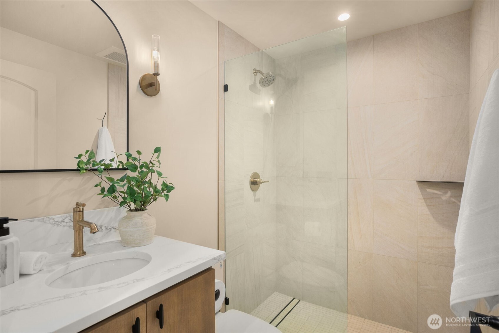 25145 Tiger Mountain Road Southeast Issaquah, WA 98027 - Photo 25 of 40