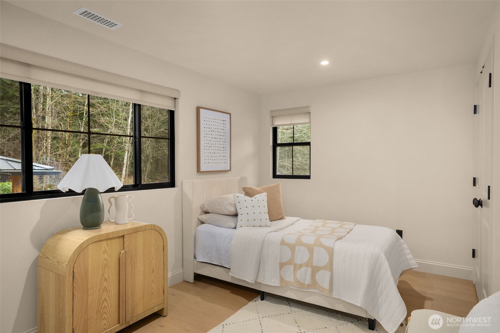 25145 Tiger Mountain Road Southeast Issaquah, WA 98027 - Photo 28 of 40