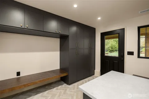 $2,385,000 | 25145 Tiger Mountain Road Southeast, Issaquah, WA 98027