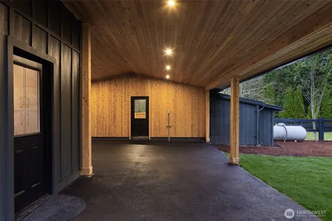 $2,385,000 | 25145 Tiger Mountain Road Southeast, Issaquah, WA 98027