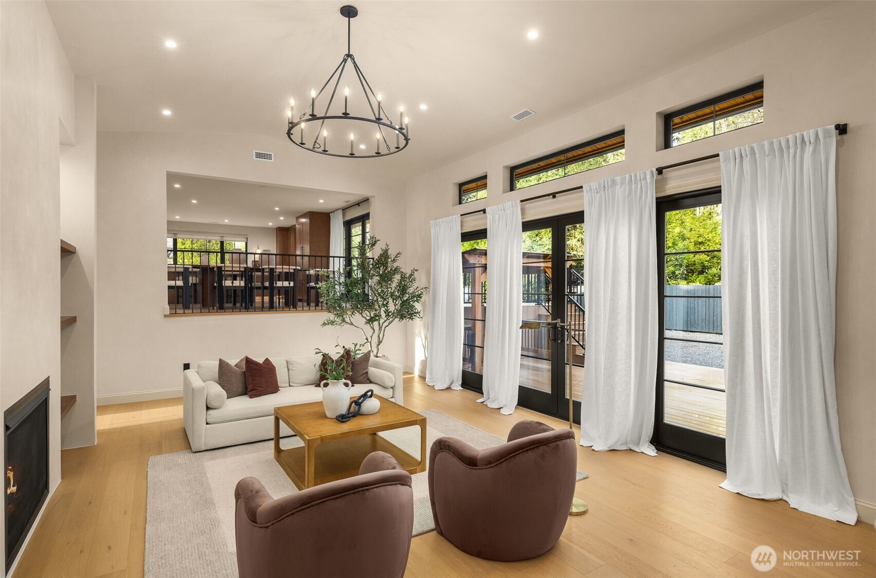 25145 Tiger Mountain Road Southeast Issaquah, WA 98027 - Photo 9 of 40