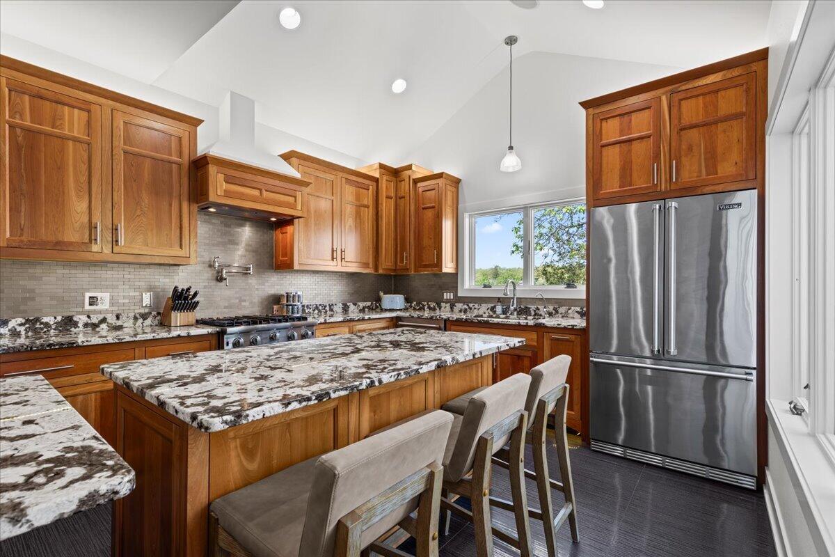 4763 Fontana Beach Road, Unit 4762 Polk, WI 53086 - Photo 19 of 100 Kitchen