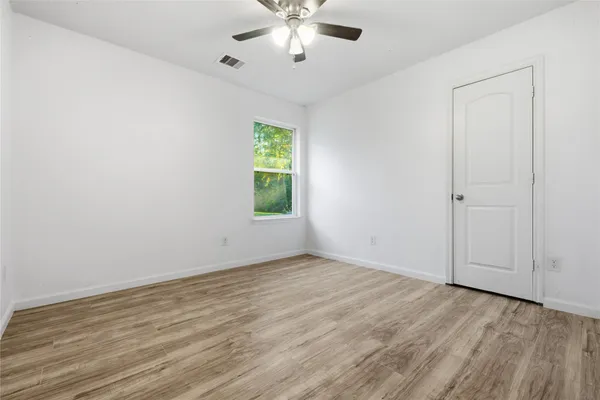 $1,900 | 15082 Arrowhead Loop East, Willis, TX 77378
