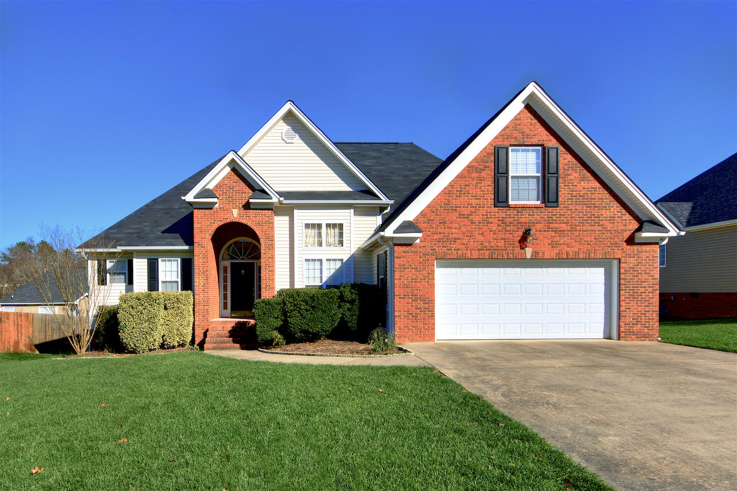 8229 Witherow Way Ooltewah, TN 37363 - Photo 1 of 20 8229 Witherow Way 18