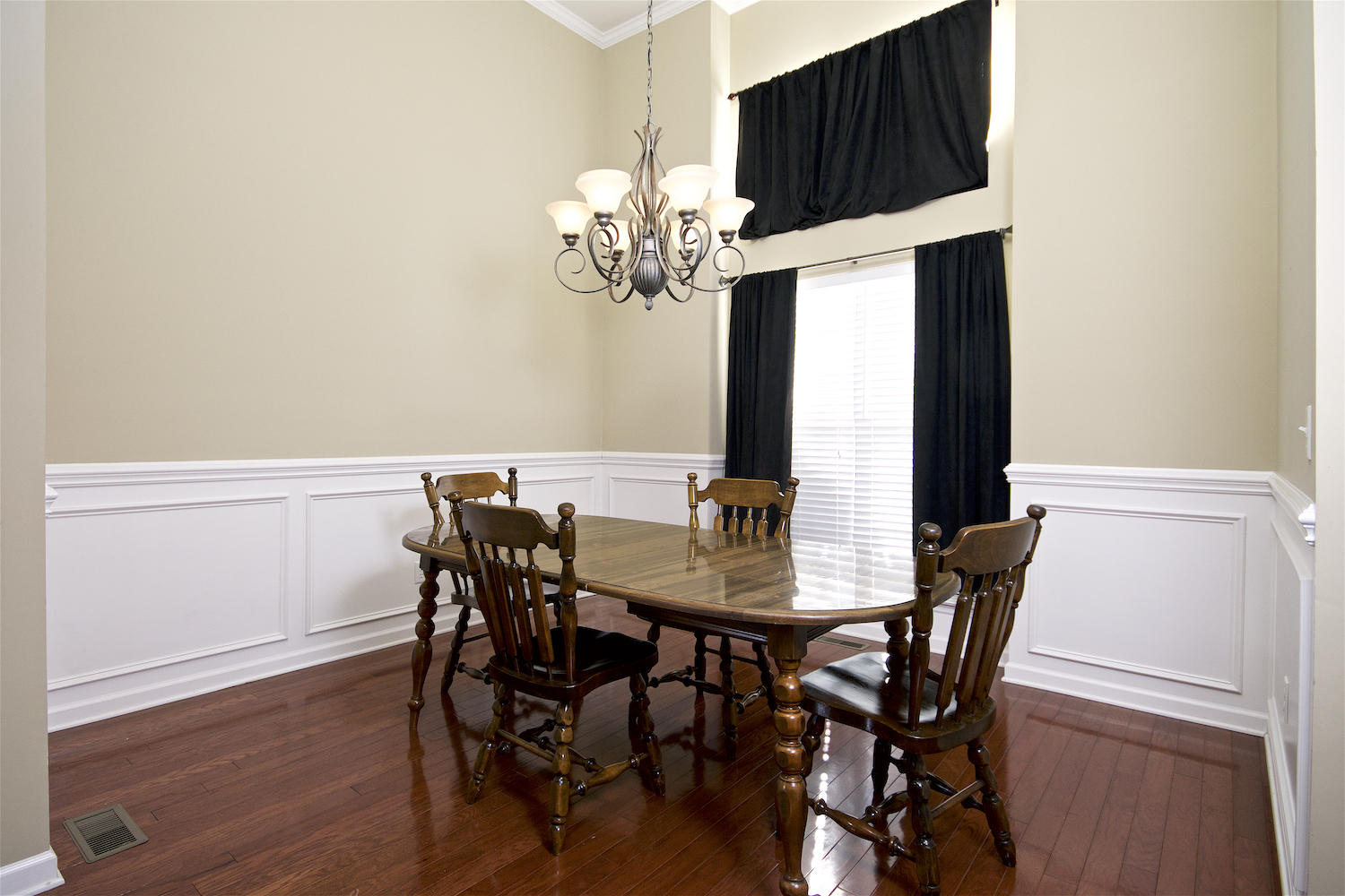 8229 Witherow Way Ooltewah, TN 37363 - Photo 3 of 20 8229 Witherow Way 5