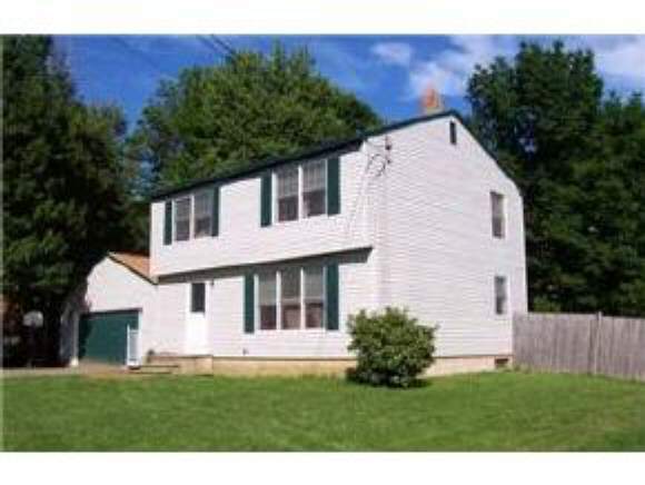 12 Springtree Lane South Berwick, ME 03908 - Photo 1 of 8 Gallery Image 1