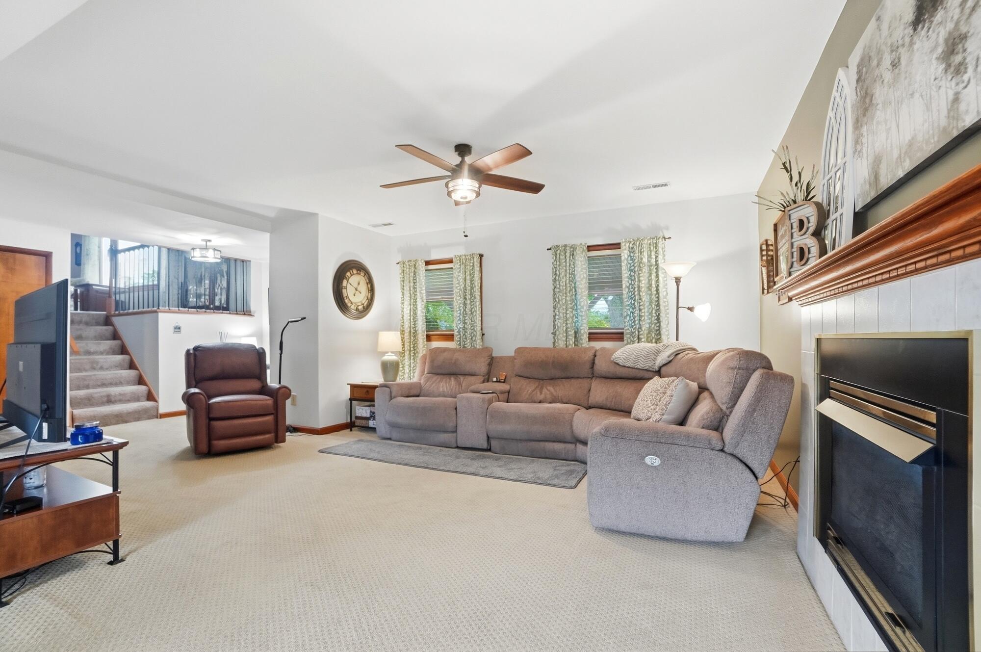 5894 Hall Road Galloway, OH 43119 - Photo 11 of 62 017