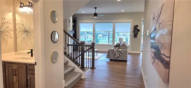 $679,950 | 1607 Southwest Arbormist Drive, Lee's Summit, MO 64082