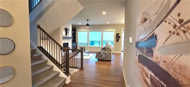 $679,950 | 1607 Southwest Arbormist Drive, Lee's Summit, MO 64082