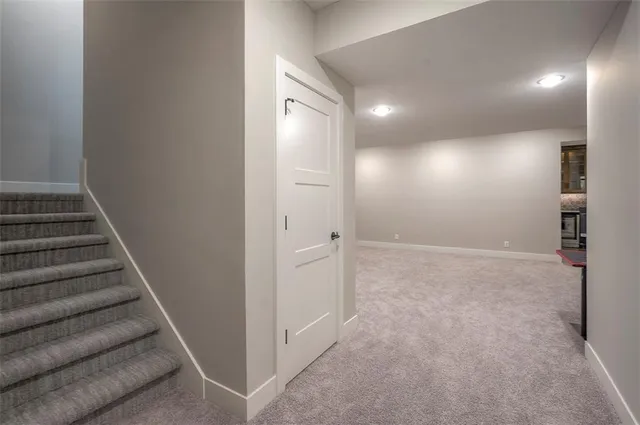 $679,950 | 1607 Southwest Arbormist Drive, Lee's Summit, MO 64082