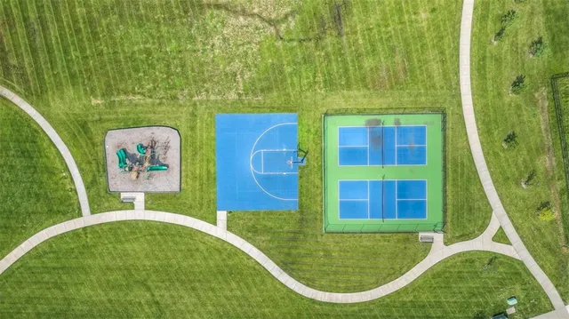 $679,950 | 1607 Southwest Arbormist Drive, Lee's Summit, MO 64082