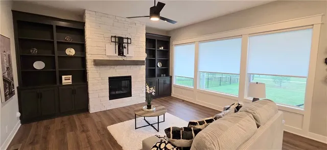 $679,950 | 1607 Southwest Arbormist Drive, Lee's Summit, MO 64082