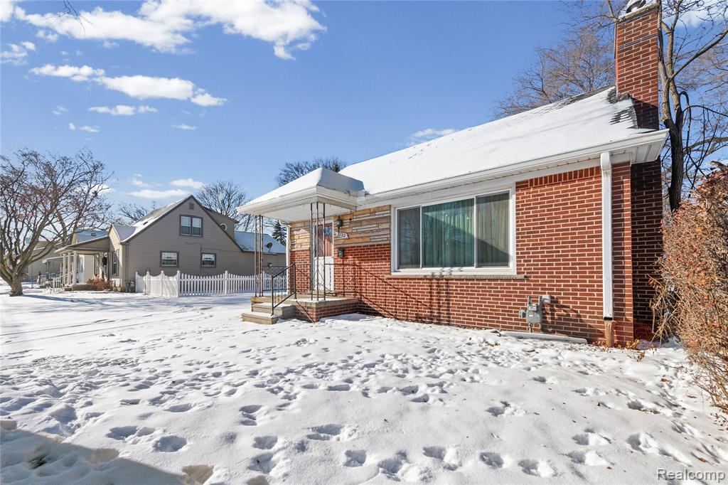 2722 Banner Street Dearborn, MI 48124 - Photo 4 of 32