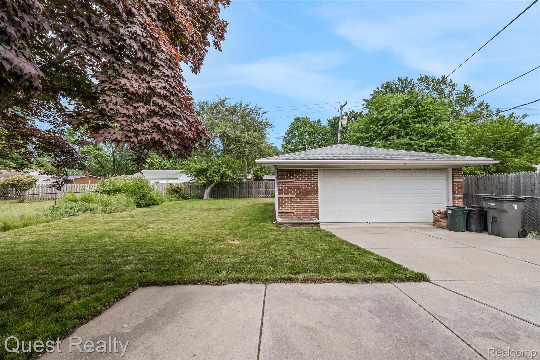 35426 Rutherford Street Clinton Township, MI 48035 - Photo 21 of 23 Backyard