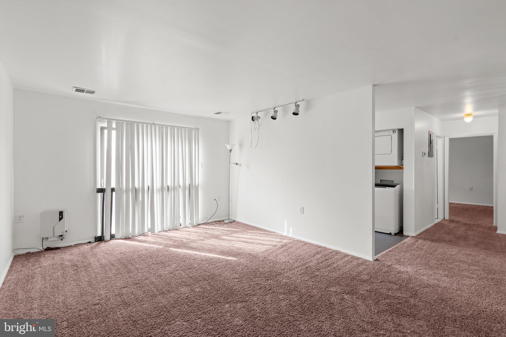 3924 Rolling Rd., Unit B9 Pikesville, MD 21208 - Photo 12 of 25 Living Room