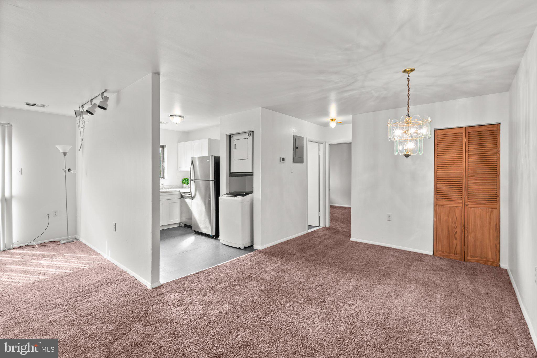 3924 Rolling Rd., Unit B9 Pikesville, MD 21208 - Photo 15 of 25 Dining Room