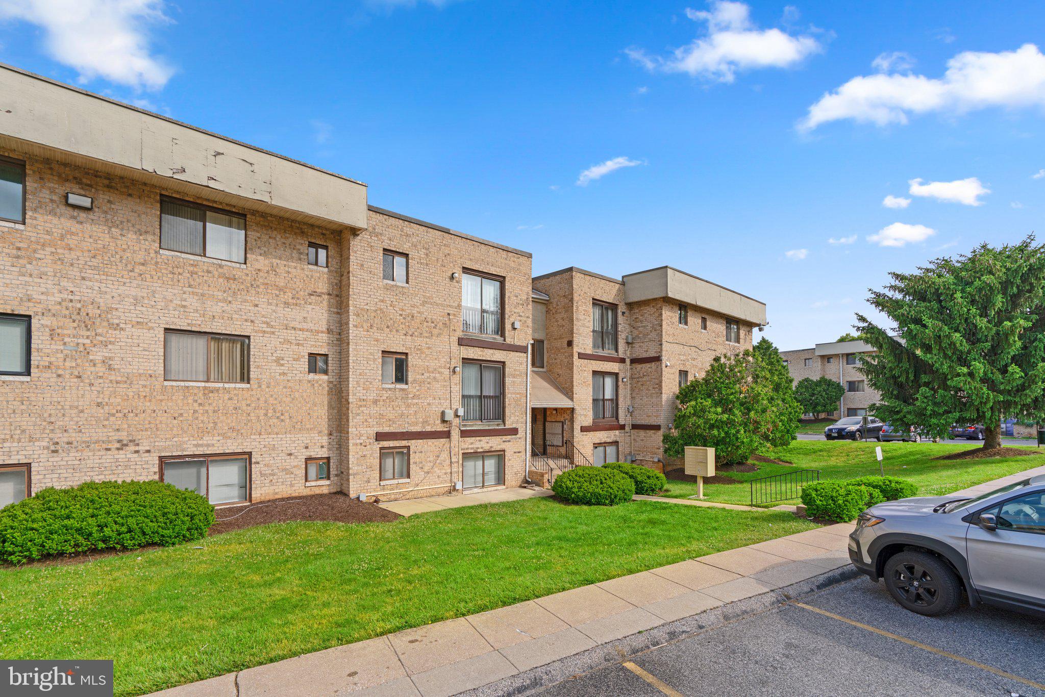 3924 Rolling Rd., Unit B9 Pikesville, MD 21208 - Photo 2 of 25