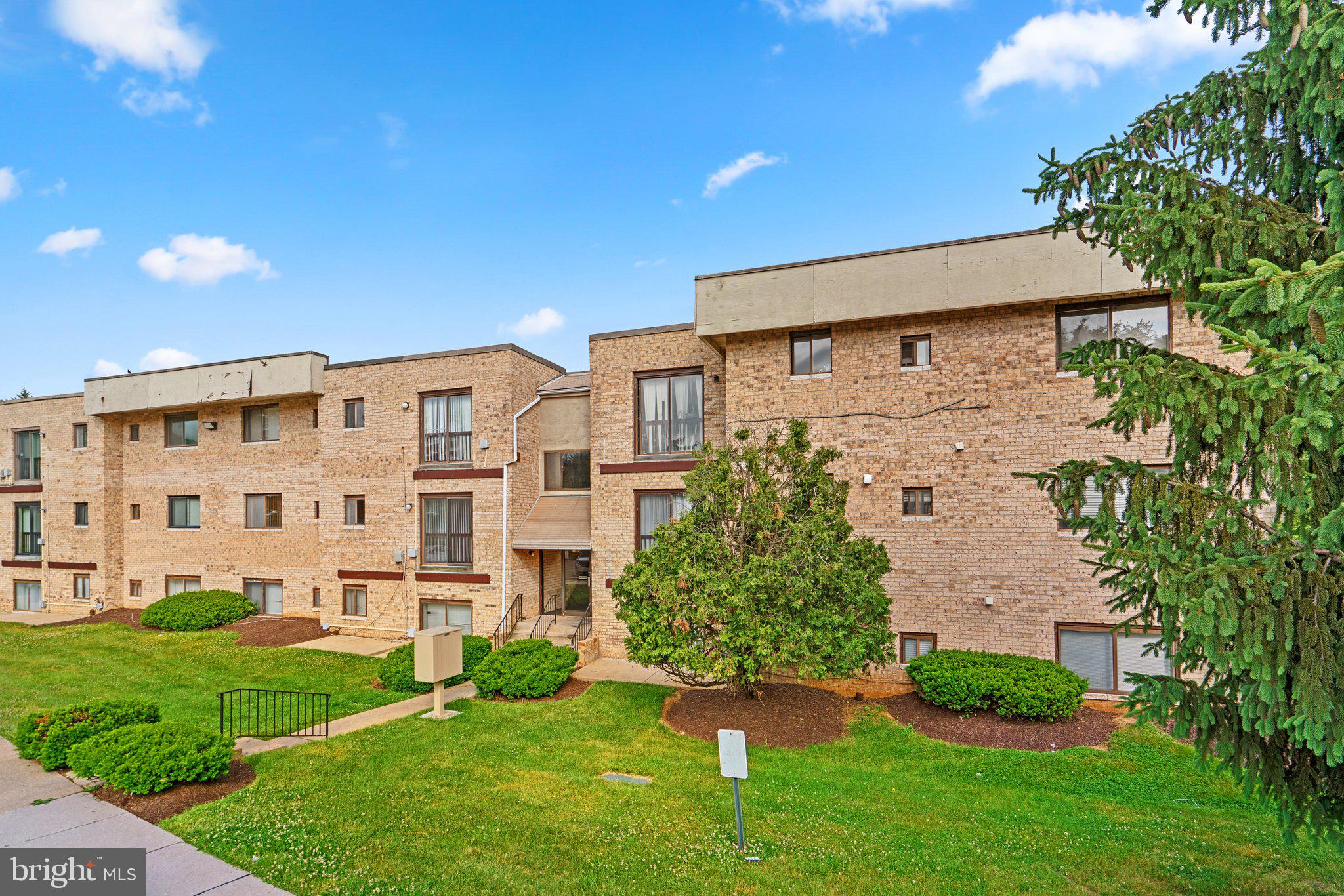 3924 Rolling Rd., Unit B9 Pikesville, MD 21208 - Photo 4 of 25