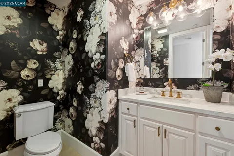 $2,895,000 | 31 Sandy Court, Orinda, CA 94563