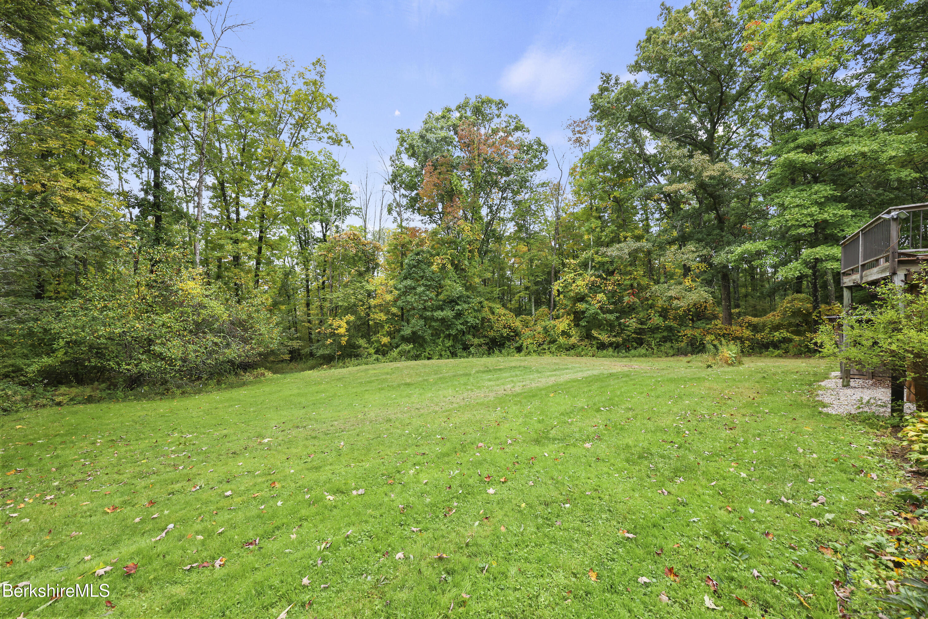 525 Rote Hill Road Sheffield, MA 01257 - Photo 54 of 62 300 Front Yard