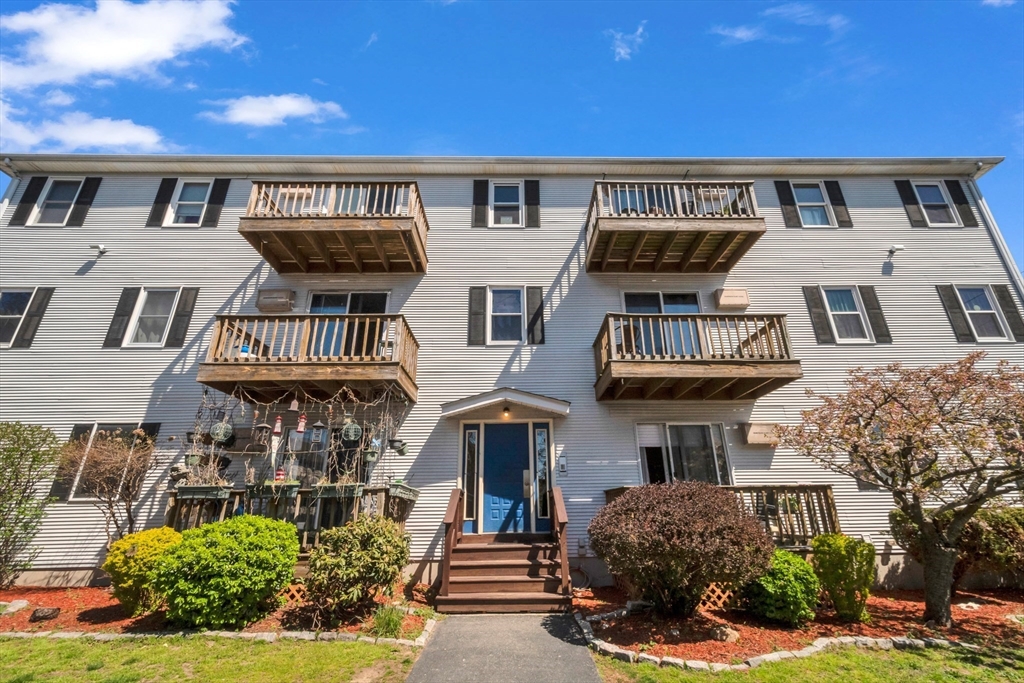 434 Linden Street, Unit 2 Fall River, MA 02720 - Photo 2 of 42