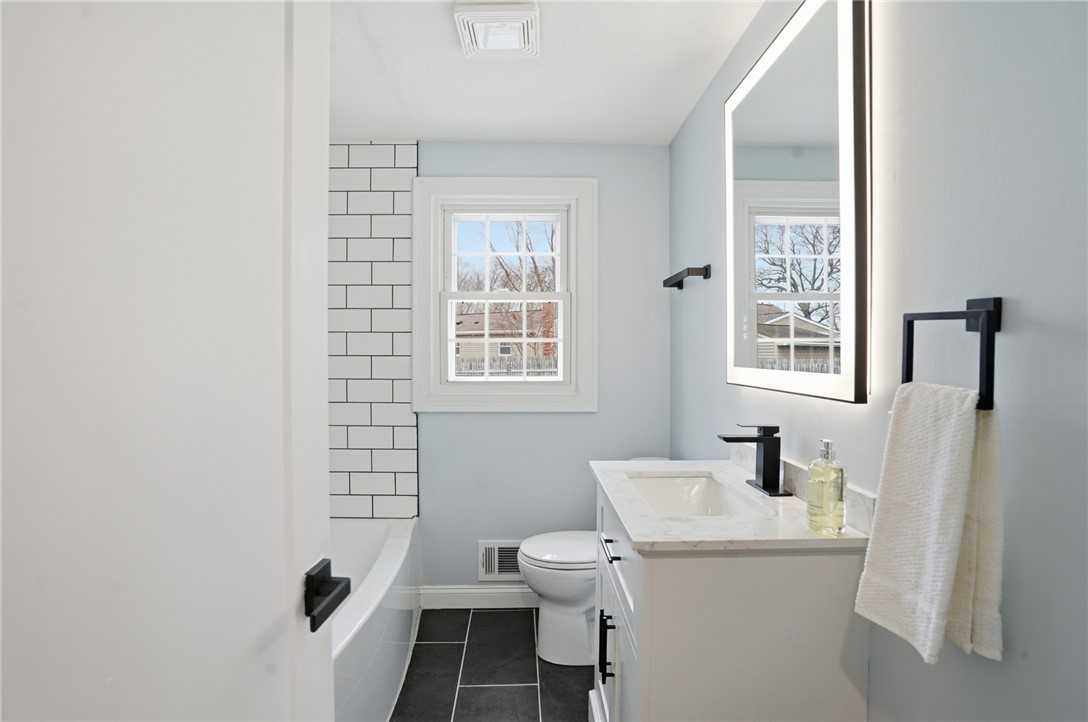 141 Hilton Road Warwick, RI 02889 - Photo 18 of 38