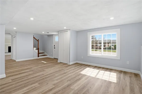 $584,900 | 141 Hilton Road, Warwick, RI 02889
