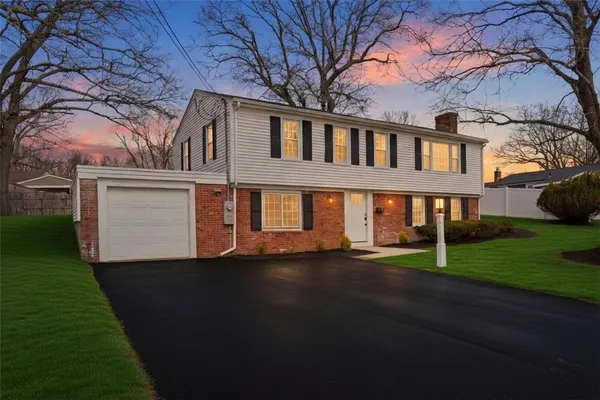 $584,900 | 141 Hilton Road, Warwick, RI 02889