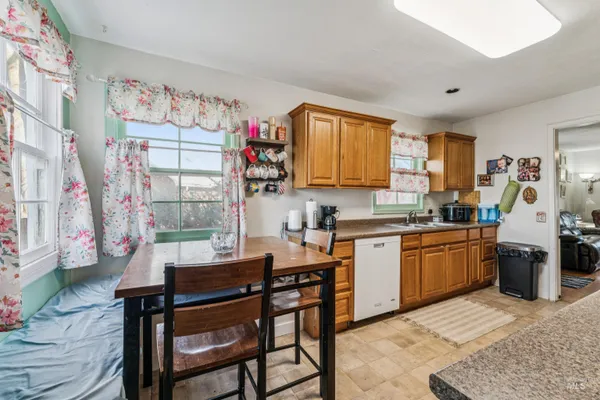 $325,000 | 124 Halstead Street, Caldwell, ID 83605