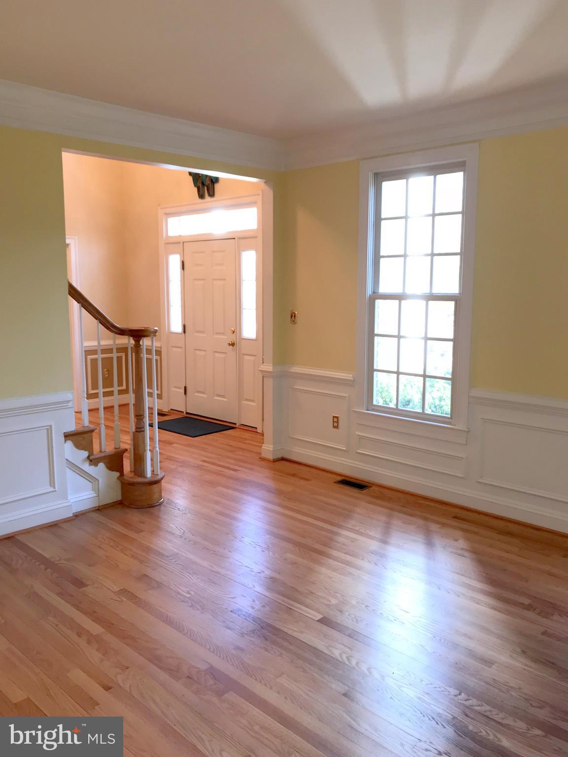 3708 Rust Road Annandale, VA 22003 - Photo 2 of 29 Living Room