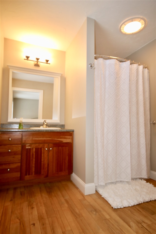 8 Birdrunner Road New Hampton, NH 03256 - Photo 24 of 37