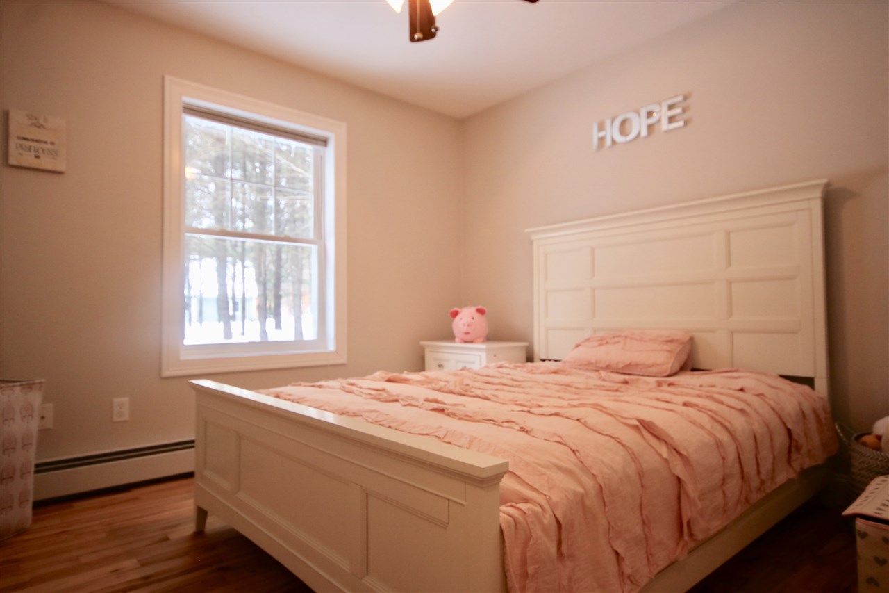 8 Birdrunner Road New Hampton, NH 03256 - Photo 25 of 37