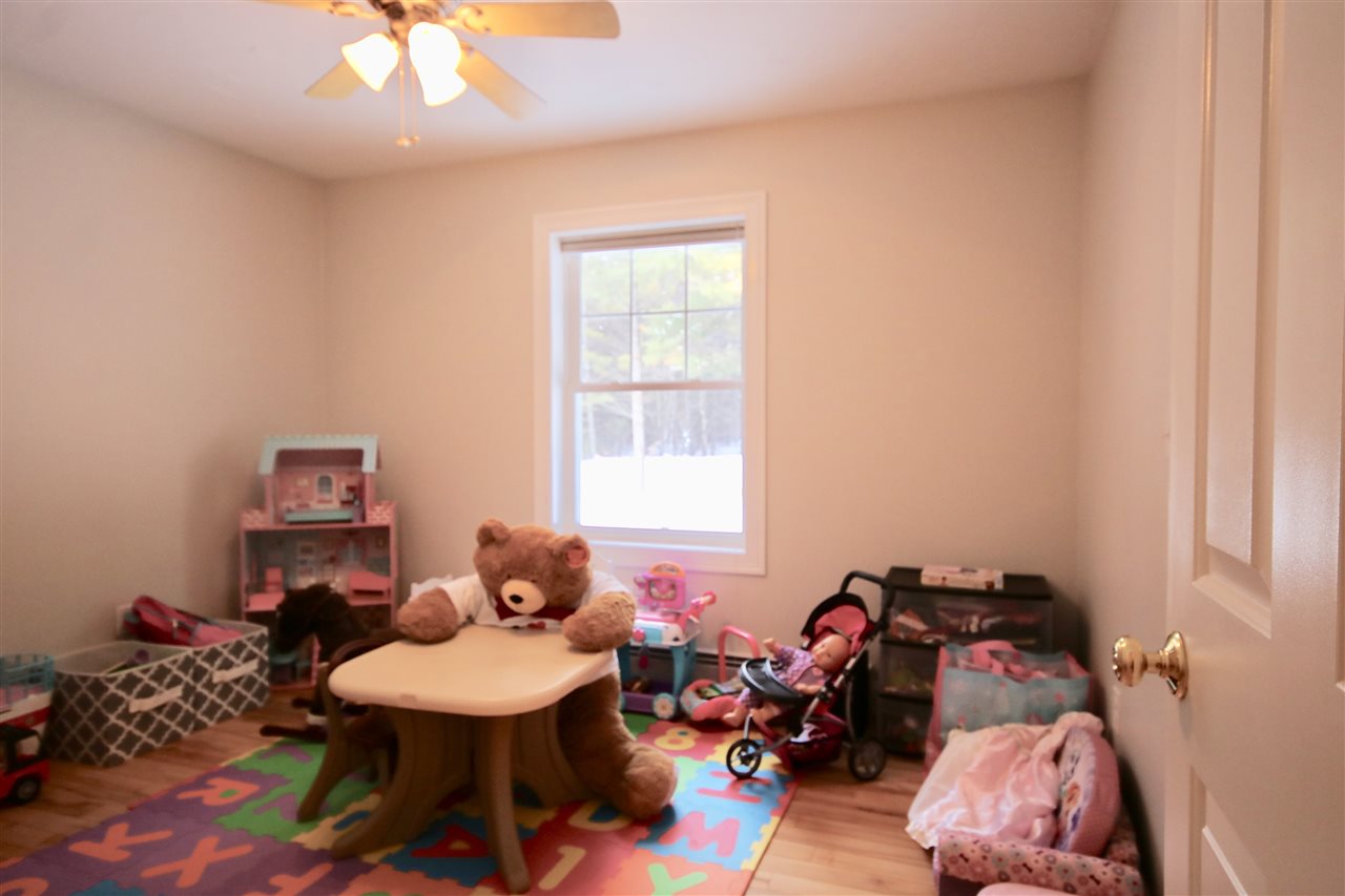 8 Birdrunner Road New Hampton, NH 03256 - Photo 27 of 37