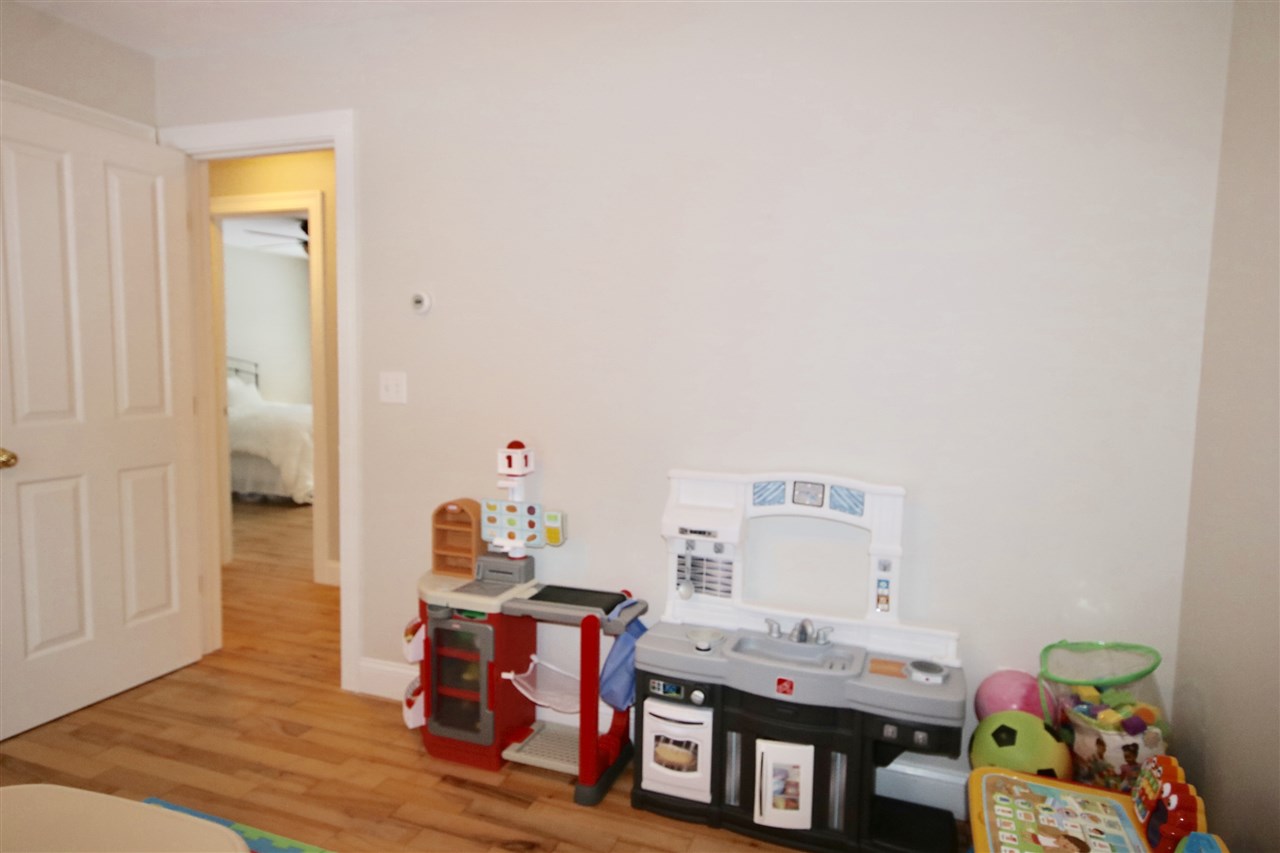 8 Birdrunner Road New Hampton, NH 03256 - Photo 28 of 37