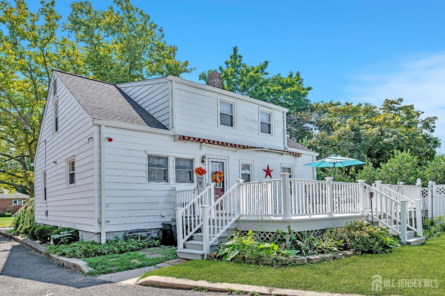 446 2nd Street Dunellen, NJ 08812 - Photo 29 of 31 a front view of a house with garden