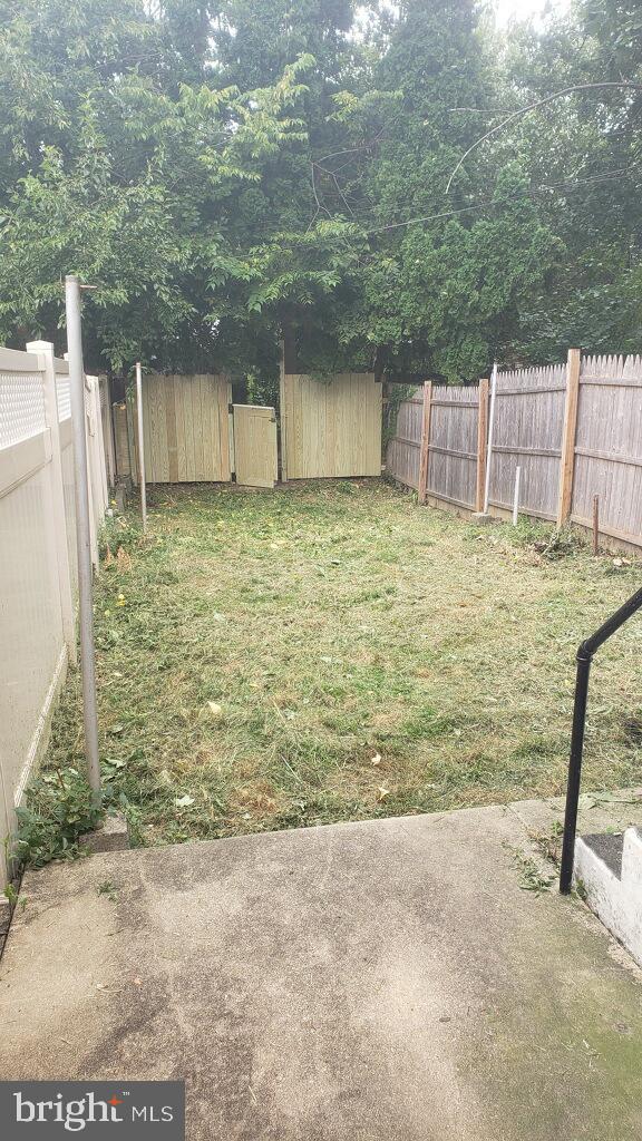 519 3rd Street Lancaster, PA 17603 - Photo 13 of 13 a view of a backyard