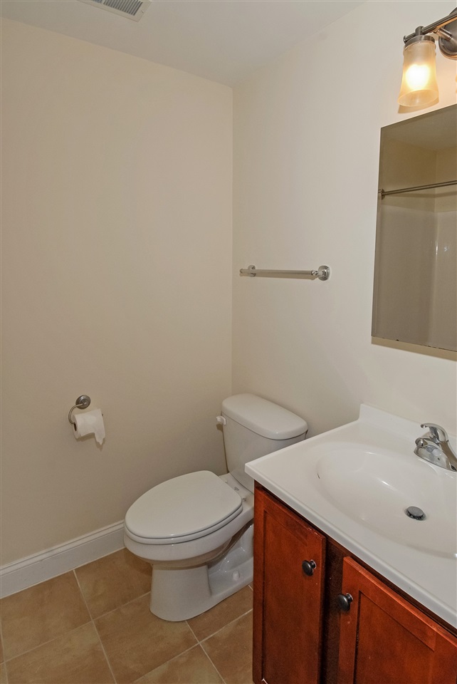 180 Drakeside Road, Unit 10 Hampton, NH 03842 - Photo 12 of 28