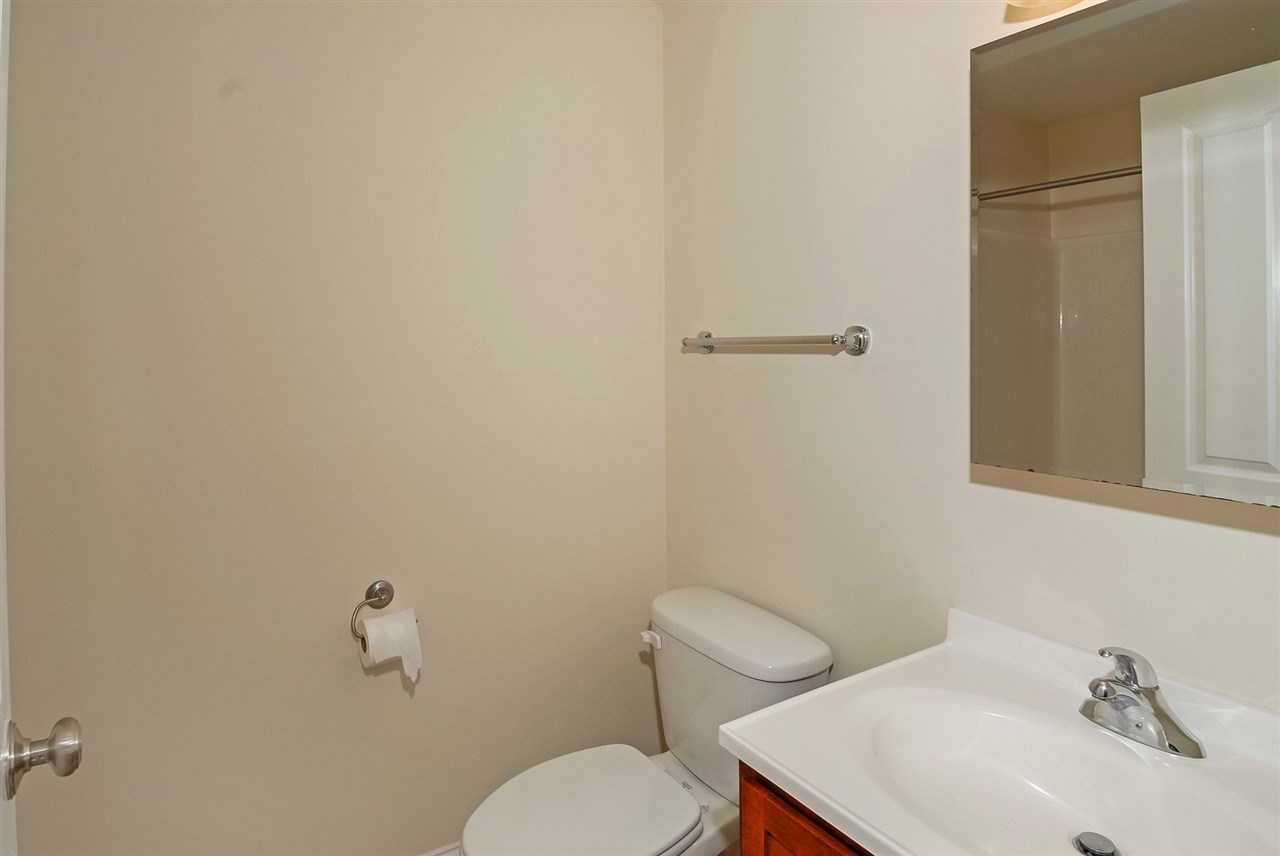 180 Drakeside Road, Unit 10 Hampton, NH 03842 - Photo 16 of 28