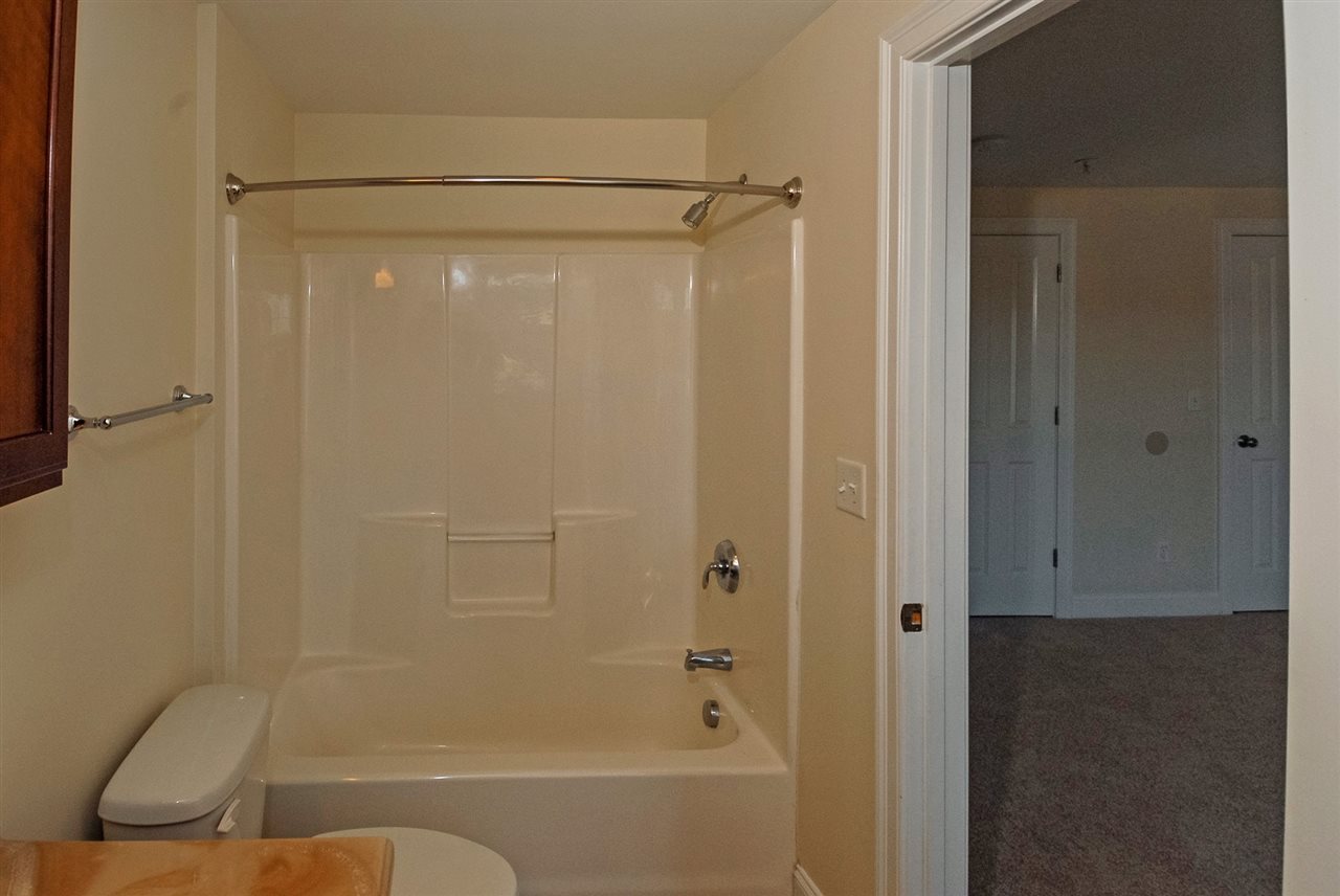 180 Drakeside Road, Unit 10 Hampton, NH 03842 - Photo 20 of 28