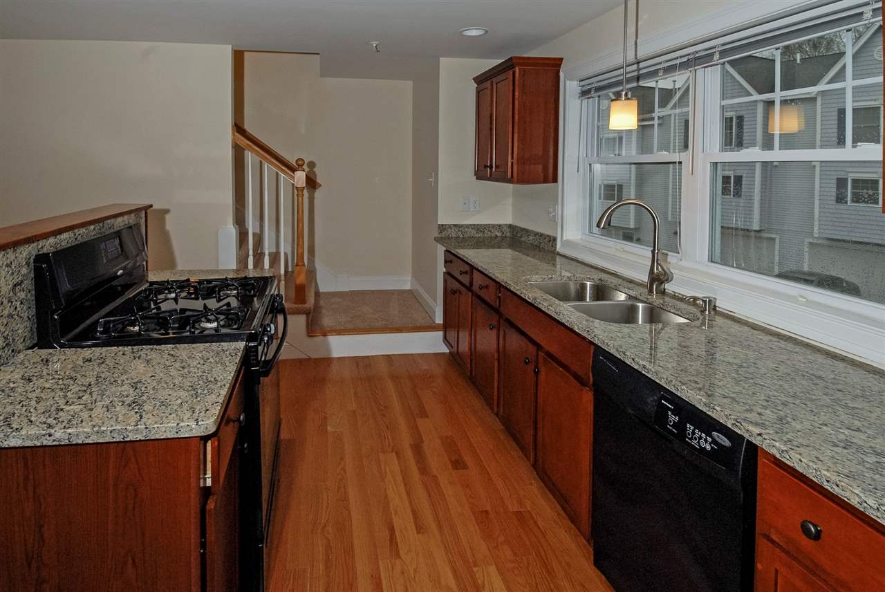 180 Drakeside Road, Unit 10 Hampton, NH 03842 - Photo 6 of 28