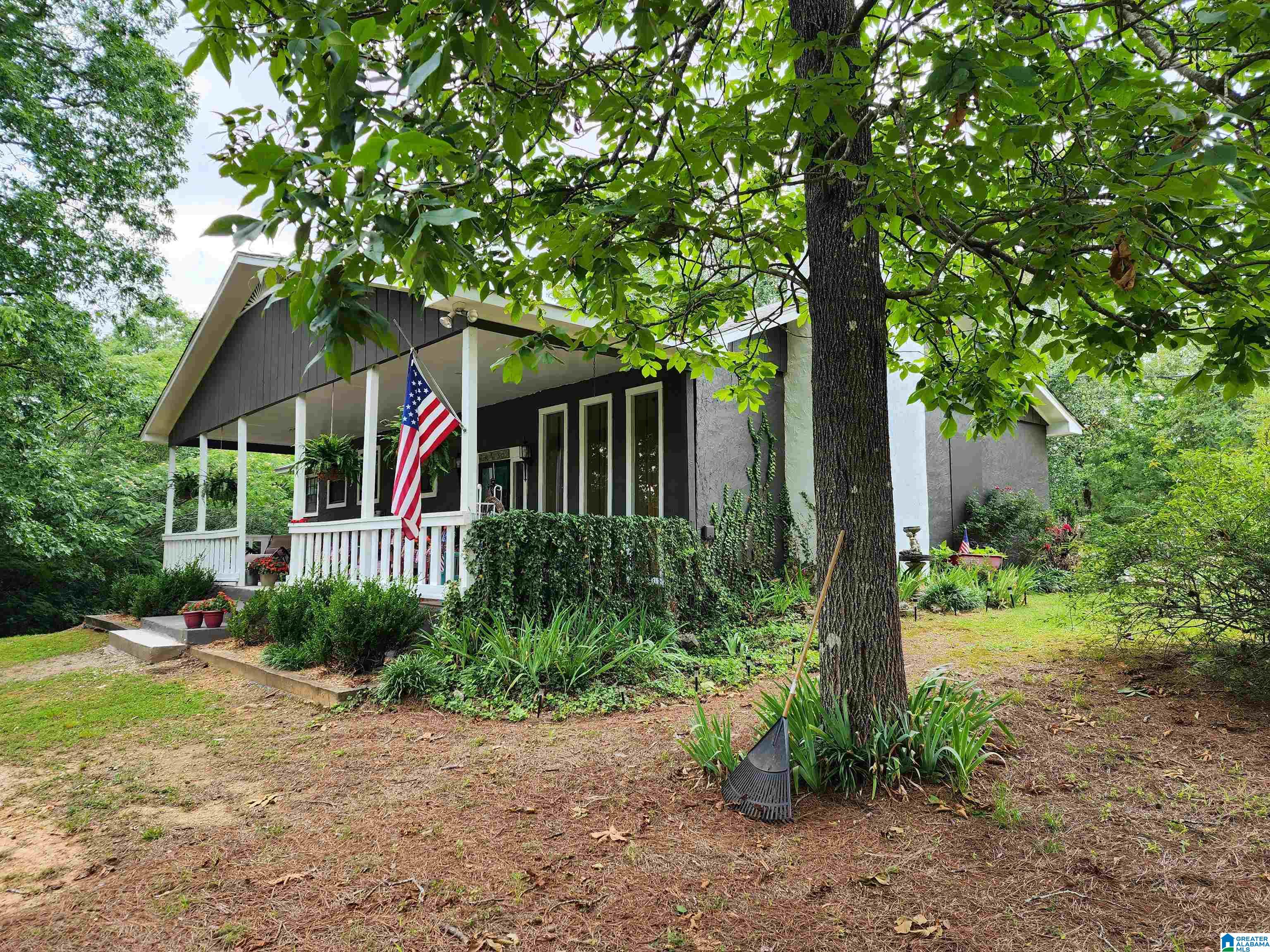 380 Isbell Road Odenville, AL 35120 - Photo 4 of 7